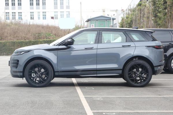 詳解路虎攬勝極光，配置豪華、顏值高，卻最終被市場埋沒
