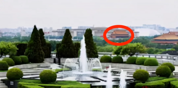 晴格格為嫁入豪門，跪下給婆婆洗腳，她到底經歷了什麼？