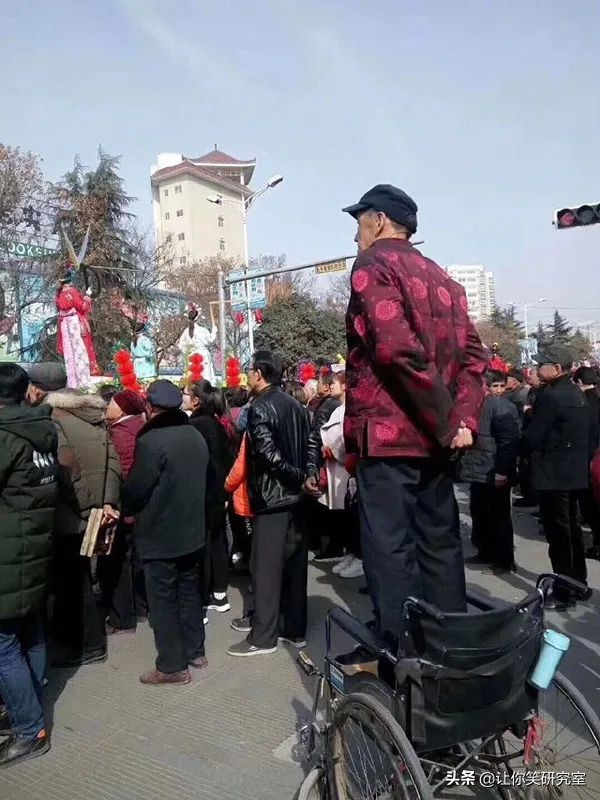 和男明星離婚後才分到5000w？薇婭：半小時就賺回來了