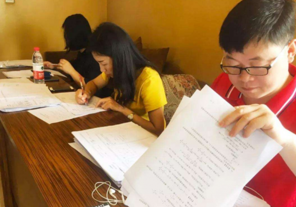 電子閱卷有“貓膩”，答案相似分數卻大有不同，學生需要了解清楚