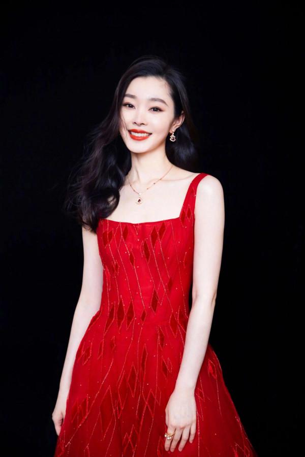 盤點那些身穿“中國紅”服裝的女演員