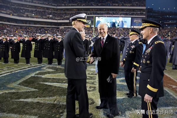 美軍版美國春晚:“喜羊羊”、哭窮與軍事元素 美軍版美國春晚:“喜羊羊”、哭窮與軍事元素