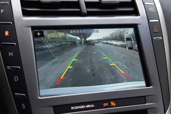 林肯MKZ更換倒車影像攝像頭，解決倒車影像模糊等問題！