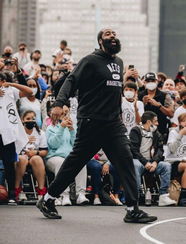 雙十一球鞋大推薦!又便宜又能打啊 雙十一球鞋大推薦!又便宜又能打啊