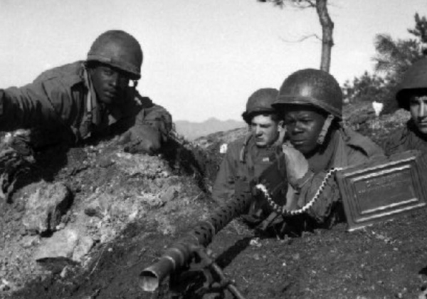 中國人的驕傲!1952年我國空軍擊落B29轟炸機,首戰告捷捍衛領空 中國人的驕傲!1952年我國空軍擊落B29轟炸機,首戰告捷捍衛領空