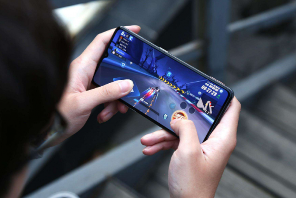 2022年如何購買新手機？新格局提前瞭解，幫助你避開大坑