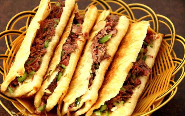 馬看上去處處比驢強，為何至今無法取代驢？驢到底有何特殊能力？