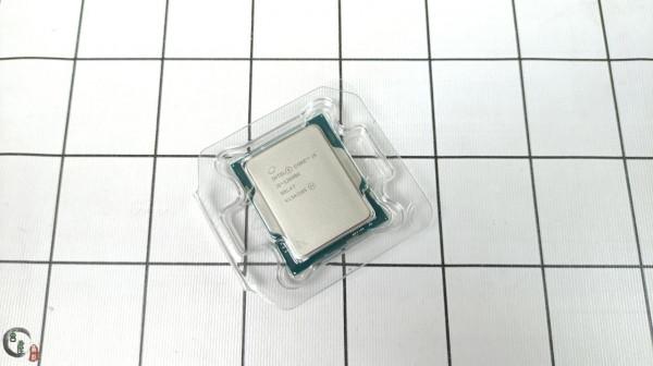 新年裝機推薦，萬元機已成裝機首選，12600K+Z690+DDR4配置來了