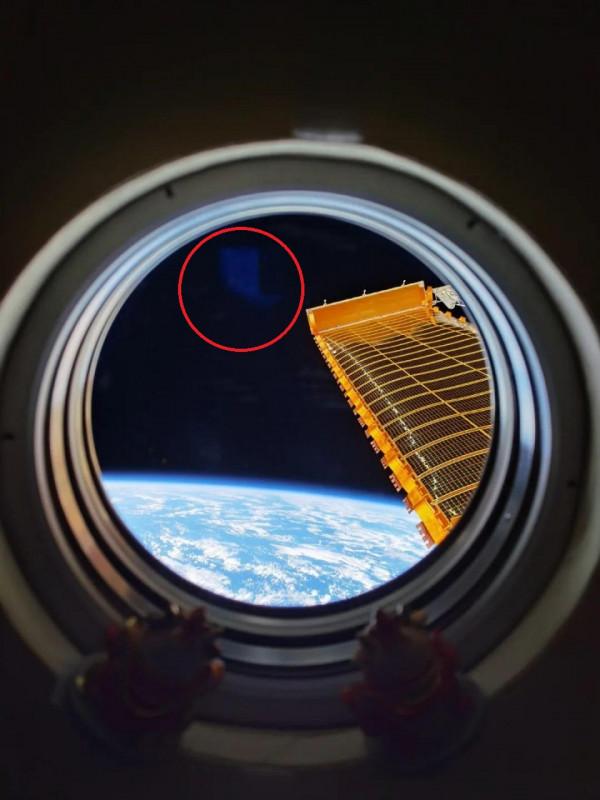 首見!從空間站實拍神舟十三飛船,我們終於也有這個角度的照片了 首見!從空間站實拍神舟十三飛船,我們終於也有這個角度的照片了