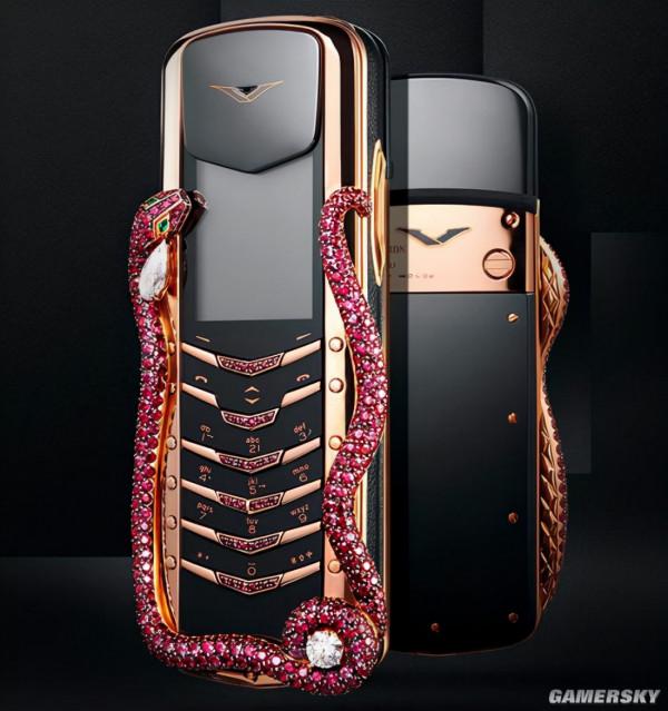 VERTU新款眼鏡蛇手機亮相：支援4G 售價289萬元