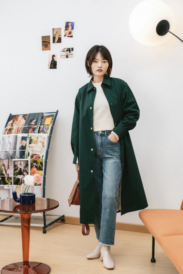 現在的品牌怎麼回事,這衣服也能賣2千? 現在的品牌怎麼回事,這衣服也能賣2千?