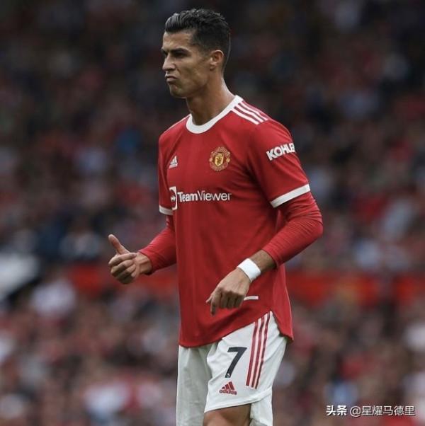 不滿聯賽首敗？曝C羅猛擊角旗杆洩憤！未獲絕平點球主罰權引爭議