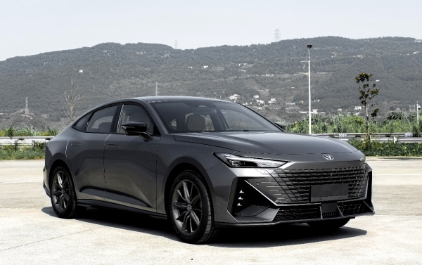 五大國產新車即將亮相:紅旗版“庫裡南”領銜,復古車最吸睛? 五大國產新車即將亮相:紅旗版“庫裡南”領銜,復古車最吸睛?