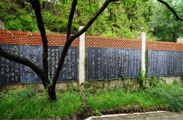 “文化碑林 綠色生態”——首都綠色文化碑林建設歷程回顧 “文化碑林 綠色生態”——首都綠色文化碑林建設歷程回顧