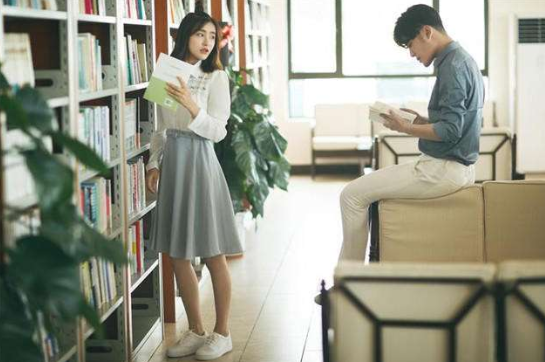 女大學生將暗戀心情發到網上，竟收到男生回覆，網友表示磕到了