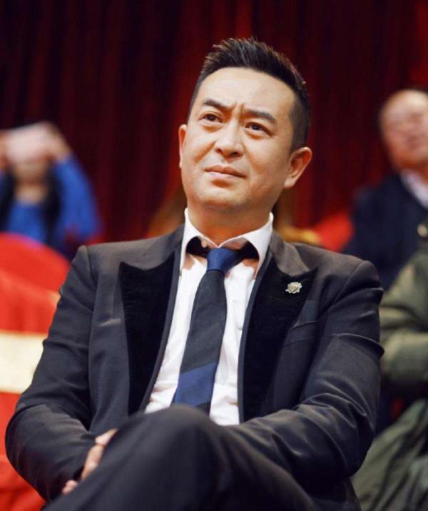 有錢也治不好：周杰倫治病被昆凌感動娶她，謝霆鋒張韶涵擔心遺傳