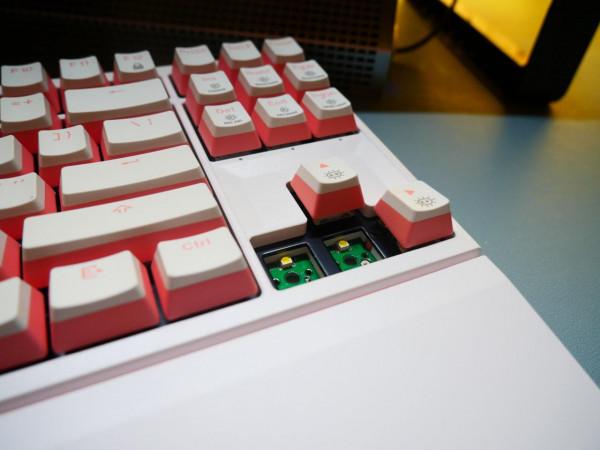 三大升級，變身六邊形戰士，黑峽谷X3三模機械鍵盤首測