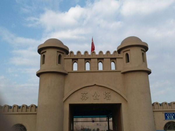 新疆一古建築，為當地建築史上的奇葩，背後意義重大結構奇特