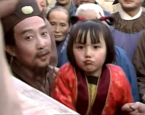 紅樓裡的吃喝:兩個人的中秋夜宴,一場人生的白雲蒼狗謠 紅樓裡的吃喝:兩個人的中秋夜宴,一場人生的白雲蒼狗謠