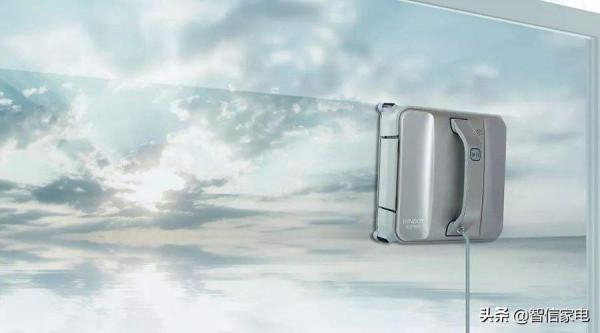 節前最強清潔幫手登場！小小擦窗機器人為你解憂