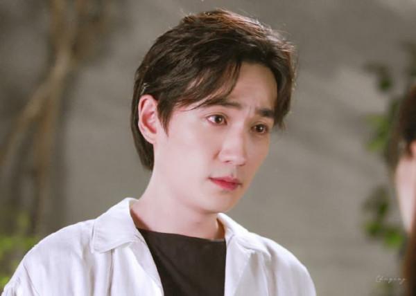 總感覺朱一龍神似一個人，終於找到了，眉眼也太像了