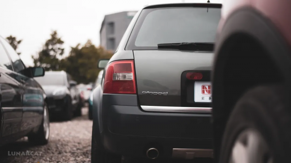 拯救15年車齡的奧迪草原狼，不惜成本也要修