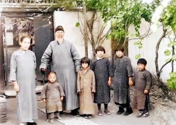 56歲齊白石看上朋友家18歲保姆，為示好畫了一幅畫如今賣了9千萬