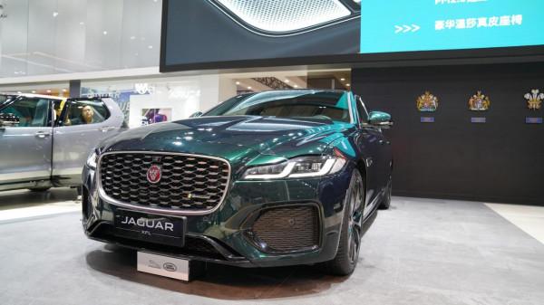 捷豹XFL迎來全新升級!車長5米1,內飾盡顯豪華,你會買單嗎? 捷豹XFL迎來全新升級!車長5米1,內飾盡顯豪華,你會買單嗎?