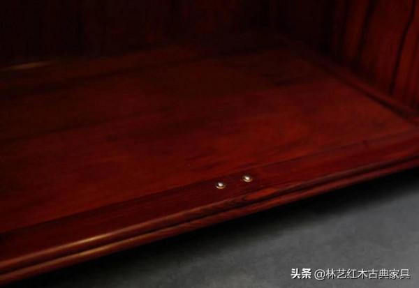 尚比亞紫檀萬字格茶水櫃