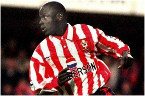 騙子英超行騙記：二十天賺200萬，紅軍名宿成冤大頭