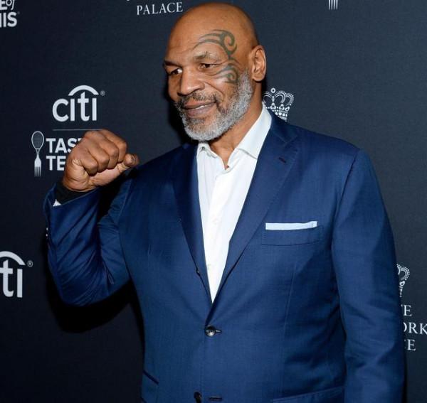 重量級拳王爭霸賽敲定！衛冕冠軍曾要打泰森，對手是張君龍宿敵