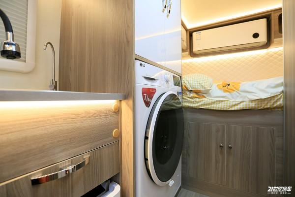 同價位之爭!4款上汽躍進H300平頭輕卡房車選誰不選誰? 同價位之爭!4款上汽躍進H300平頭輕卡房車選誰不選誰?