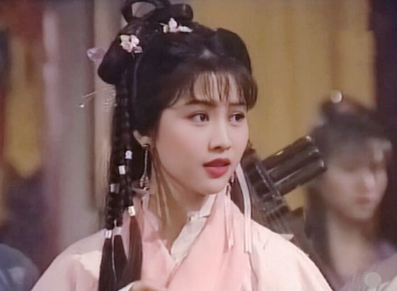 當年劇組沒錢打首飾，女演員滿頭鐵線鋼圈，卻打造出一批古裝女神