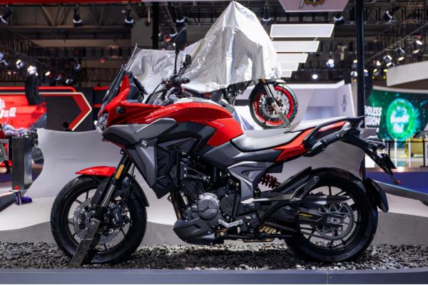 RA9等近10款明星車型到場 多款全新！賽科龍重慶摩展放大招