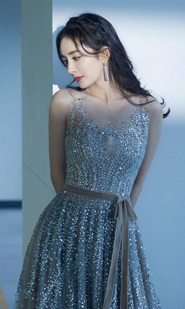 楊冪，還是很美的