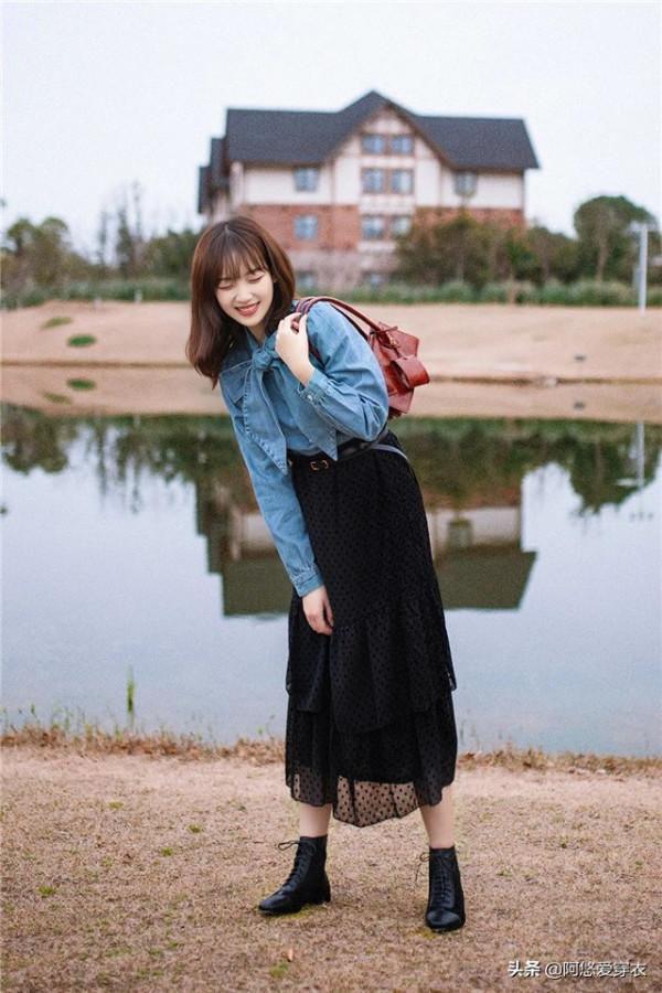 今年裸靴過時了,長這樣的靴子很時尚,小個子女生穿顯瘦又增高 今年裸靴過時了,長這樣的靴子很時尚,小個子女生穿顯瘦又增高