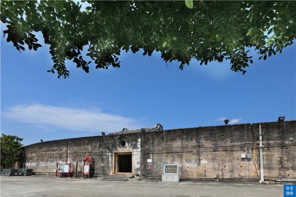 粵東有一座石寨古村落,牆寬4米的“城中城”,固若金湯名不虛傳 粵東有一座石寨古村落,牆寬4米的“城中城”,固若金湯名不虛傳