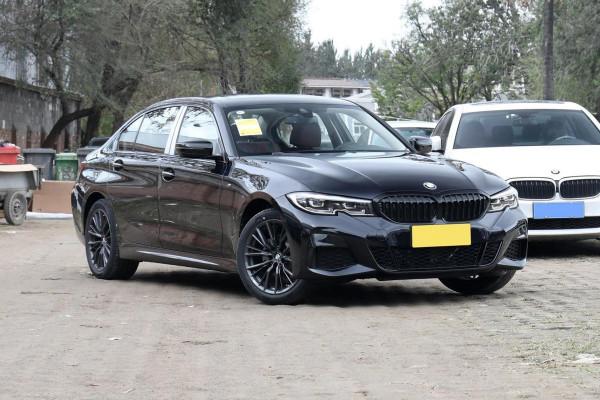 試駕寶馬325Li M運動曜夜套裝，軸距2961mm，動力足夠顏值高