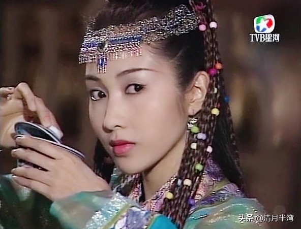 異域扮相好看的古裝美人，只服這20位，辨識度高不說還靈氣逼人