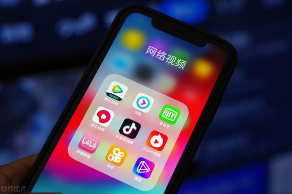 令人痴迷的手機,何時才會退出歷史的舞臺? 令人痴迷的手機,何時才會退出歷史的舞臺?