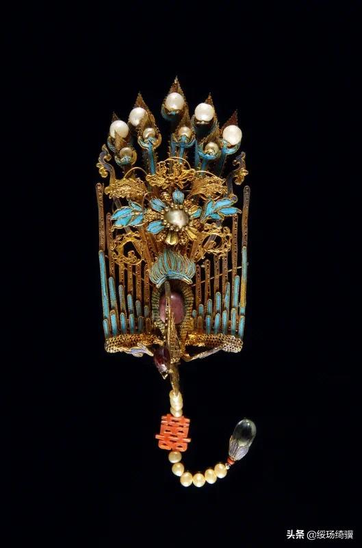 故宮博物院館藏的6件龍鳳飾品，附高畫質大圖