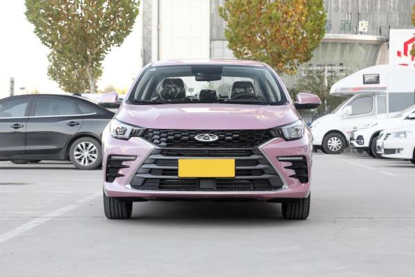 配1.5T+CVT，百公里油耗6.9L，適合家用代步選，實拍艾瑞澤 5 PLUS