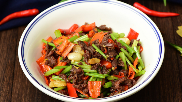 分享12道家常菜做法，葷素搭配更健康，花錢少還吃得好，適合帶飯