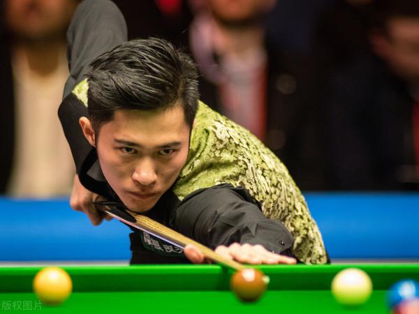 英錦賽:丁俊暉破百晉級,“75三傑”全部獲勝,亨得利慘敗出局 英錦賽:丁俊暉破百晉級,“75三傑”全部獲勝,亨得利慘敗出局