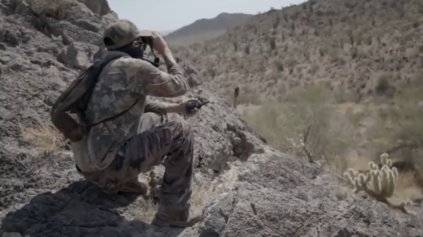 導演冒著生命危險，拍下墨西哥毒販運毒全過程，果然驚險刺激