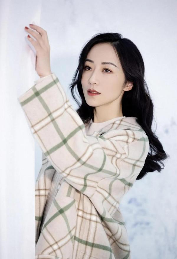 韓雪氣質女神,穿藍色薄紗裙仙氣十足“仙女下凡” 韓雪氣質女神,穿藍色薄紗裙仙氣十足“仙女下凡”