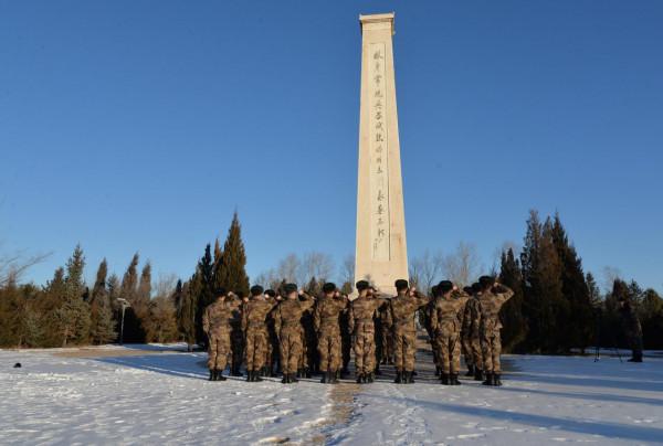 緬懷英雄先烈，傳承紅色基因——陸軍駐吉某大隊開展國家公祭日悼念活動