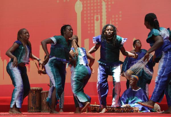 鑽石王國獅子山是個怎樣的國家？帶你瞭解最真實的獅子山現狀