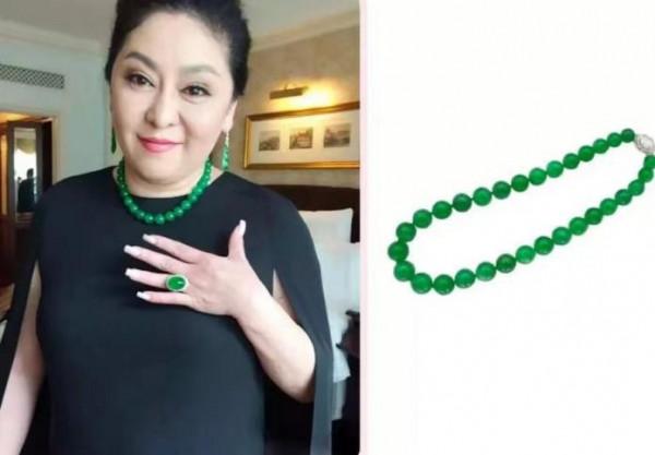 真正的珠寶大亨,向太的珠寶件件都讓人驚歎 真正的珠寶大亨,向太的珠寶件件都讓人驚歎