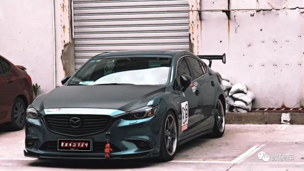 兩次被抓的馬自達阿特茲，審車後繼續做絞牙戰士